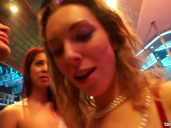 Rubia, Morena, Pajear, Sexo duro, Interracial, Besar, Fiesta, Coño