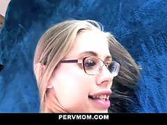 Mamada, Corridas, Sexo duro, Madres para coger, Pov, Flaco, Madrastra, Tabú