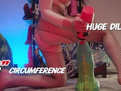 Tetas grandes, Hembra, Penetracion con puños, Abierta, Casero, Consolador enorme, Pequeña, Juguetes