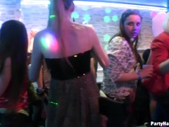 Leie, Grosser schwanz, Grosse titten, Blondine, Verrückt, Absätze, Party, Swingers