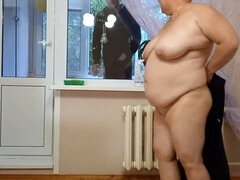 Leie, Blasen, Sperma im mund, Spermaladung, Handjob, Reif, Mutti, Ablutschen