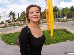 Блондинки, Грудастые, Эксгибиционист, На природе, На публике, Русские, Софткор, Сиськи