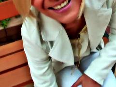 Красотки, Ноги, Фетиш, Фут фетиш, Забавное, На природе, Порнозвезда, Румынки