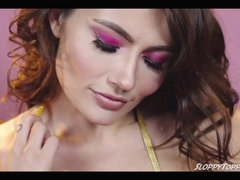 Badpak, Kreng, Zwart, Hardcore, Interraciaal, Moeder die ik wil neuken, Mager, Tieten likken