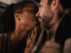 軍人, デカ尻, デカパイ, ブロンド, フェラチオ, 異人種間, キス, 三人