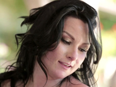 69, Brunette brune, Lesbienne