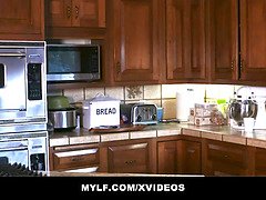 Grosse bite, Femme couguar, Tir de sperme, Queue, Mature, Orgasme, Chatte, Criant