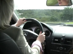 Amateur, Tetona, Novia, Lamidas, Al aire libre, Público, Coño, Fumando