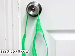 Grote lul, Grote mammen, Blond, Pijpbeurt, Sperma shot, Hd, Lerarin, Tiener