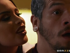 Beauty queen Anissa Kate takes Latina dong