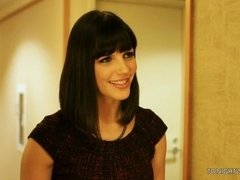 Sucer une bite, En levrette, Petite amie, Poilue, Branlette thaïlandaise, Léchez, Mère que j'aimerais baiser, Jarretelles