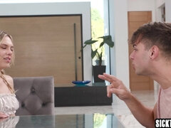 18 años, Verga grande, Mamada, Primo, Polla, Sexo duro, Tetas naturales, Tetas