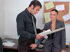 Arsch, Blasen, Braunhaarige, Hundestellung, Handjob, Interrassisch, Jungendliche (18+), Titten