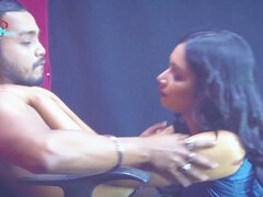 Gros cul, Grosse bite, Sucer une bite, Éjaculation interne, Doigter, Branlette thaïlandaise, Indienne, Embrassement