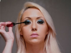 Arsch, Grosser arsch, Blondine, Blasen, Handjob, Milf, Pov, Entkleiden