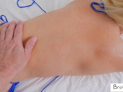 Blonde, Sucer une bite, Branlette thaïlandaise, Hd, Mature, Mère que j'aimerais baiser, Orgasme, Chatte