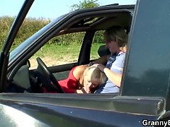 ビッチ, ブロンド, フェラチオ, 巨乳な, 車, エロ熟女, 淫乱熟女, 義母