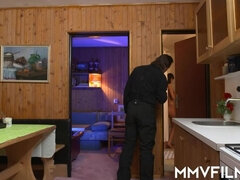 Брюнетки, Грязь, Немки, Ласковые ручки, Секс без цензуры, Молоденькие