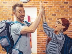 Gros cul, Noire, Sucer une bite, 2 femmes 1 homme, Hard, Hôtel, Embrassement, Rousse roux