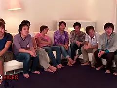 Asiatisch, Blasen, Braunhaarige, Gruppensex, Gruppe, Hd, Party, Schreiend