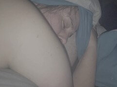 Enthousiasteling, Grote kont, Pijpbeurt, Extreem, Sperma in gezicht, Vuisten, Moeder die ik wil neuken, Moeder