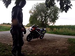 Leie, Schwul, Leder, Im freien