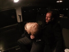 Blonde, Voiture, Éjaculer dans la bouche, Tir de sperme, Tchèque, Européenne, Hard, Adolescente