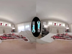 WETVR First Anal Scene in VR On Christmas With Lisa Ann