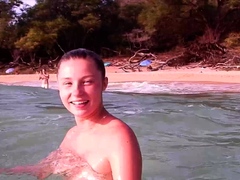 Amateur, Playa, Morena, Hd, Al aire libre, Sexo soft, Solo, Adolescente