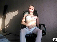 素人, 女, 指いじり, 自家製, オナニー, 小柄, 一人, ストッキング