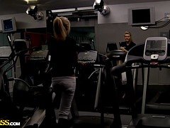 Girl Gives Blowjob After A Good Work Out - Melena