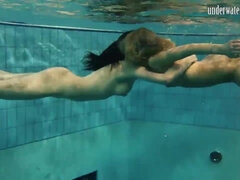 Grote kont, Grote mammen, Badpak, Blond, Bruinharig, Hd, Buiten, Alleen