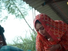 Gros cul, Gros seins, Sucer une bite, Brunette brune, Plantureuse, Tir de sperme, Indienne, Nénés