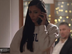 Bruinharig, Bedriegen, Sperma shot, Lul, Dominatie, Voeten, Likken, Kut duiken