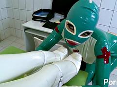 イギリス人, 足, フェティッシュ, ゴム, 淫乱熟女, 看護婦, オッパイの, ユニフォーム