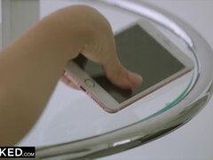 Pijpbeurt, Bruinharig, Lul, Likken, Penis, Rijden, Tiener, Trio