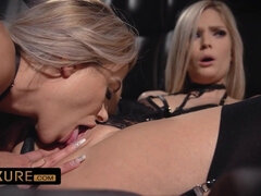 Arsch, Grosse titten, Blondine, Fetisch, Handjob, Hd, Lecken, Flotter dreier