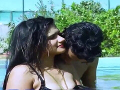 Gros seins, En levrette, Érotique, Indienne, Mère que j'aimerais baiser, Nue  à poil, Nénés, Mouillée