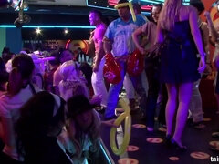 Arsch, Blasen, Schwanz, Hardcore, Orgie, Muschi, Jungendliche (18+), Titten