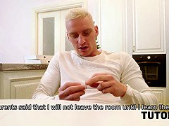 Blond, Pijpbeurt, Oudere vrouw, Handbeurt, Rijpe lesbienne, Kut duiken, Kousen, Tieten likken