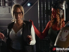 Минет, Ботинки, Киски, Короткая стрижка, Соло, Тату, Стринги, Втроем