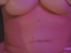 Gros seins, Brunette brune, Doigter, Pov, Jouets