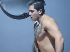 Amateur, Mamada, Corrida, Corridas, Penetracion con puños, Pov, Medias largas, Tatuaje