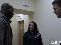 Noire, Sucer une bite, Tir de sperme, Femme au foyer, Interracial, Léchez, Criant, Épouse