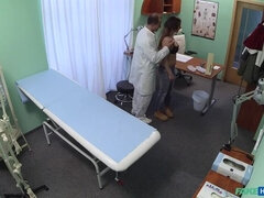 Amateur, Engañando, Penetracion con dedos, Pajear, Lamidas, Oficina, Coño, Mojado