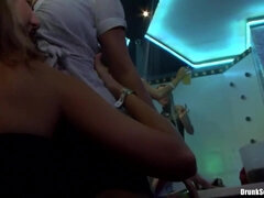 Cul, Gros cul, Gros seins, Groupe, Orgie, Chatte, Adolescente, Pute