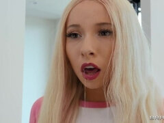 Linda, Ébano, Sexo duro, Lesbiana, Tetas naturales, Pequeña, Afeitado, Tatuaje