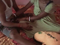 Tante, Sperma im mund, Spiele, Indisch, Lecken, Ehefrau