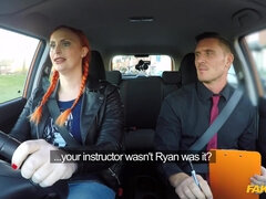 Amateur, Sucer une bite, Voiture, Poilue, Branlette thaïlandaise, Masturbation, De plein air, Chatte