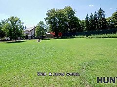 Beauté, Tchèque, 2 femmes 1 homme, Pov, Echangistes, Tatouage, Plan cul à trois, Échange d'épouses